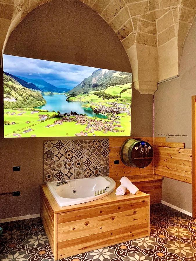 Wineexperience- Wine&Jacuzzi Suite Lecce Exteriör bild