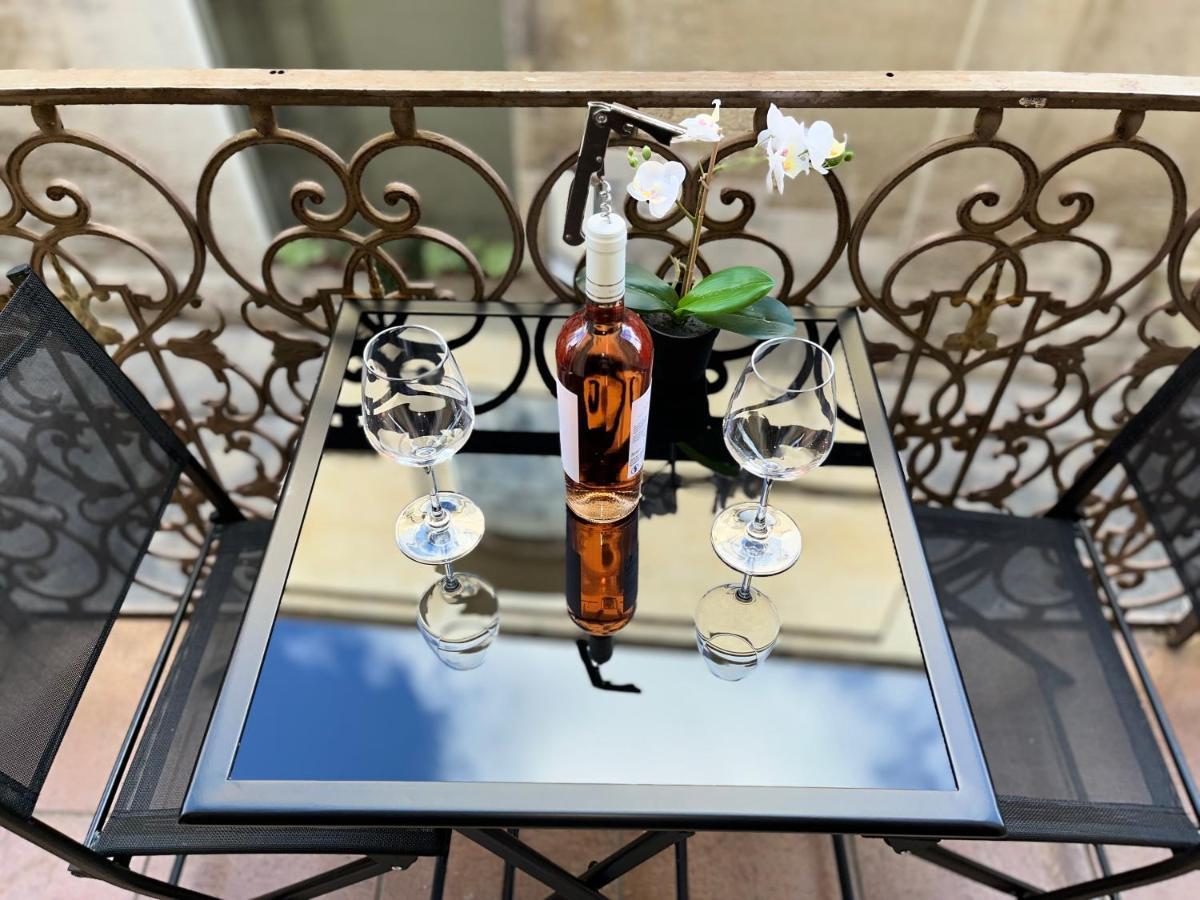 Wineexperience- Wine&Jacuzzi Suite Lecce Exteriör bild
